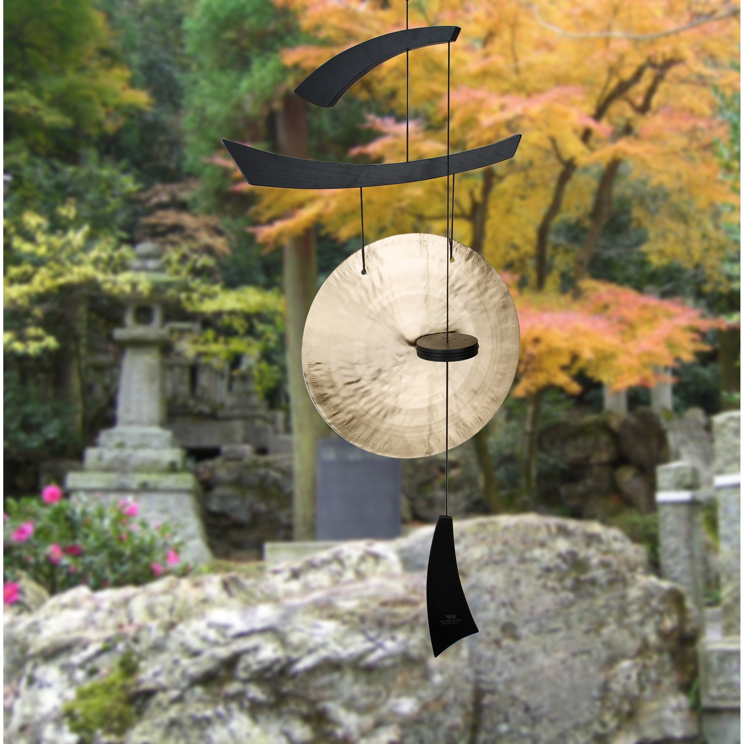 Emperor Gong - Large, Black
